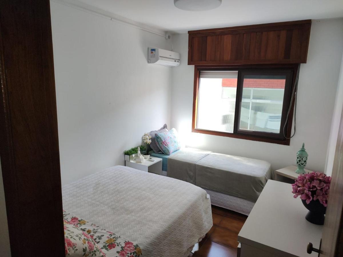 Alugo Apartamento 2Quartos centrinho de Capão da Canoa a 50m do mar Exterior foto